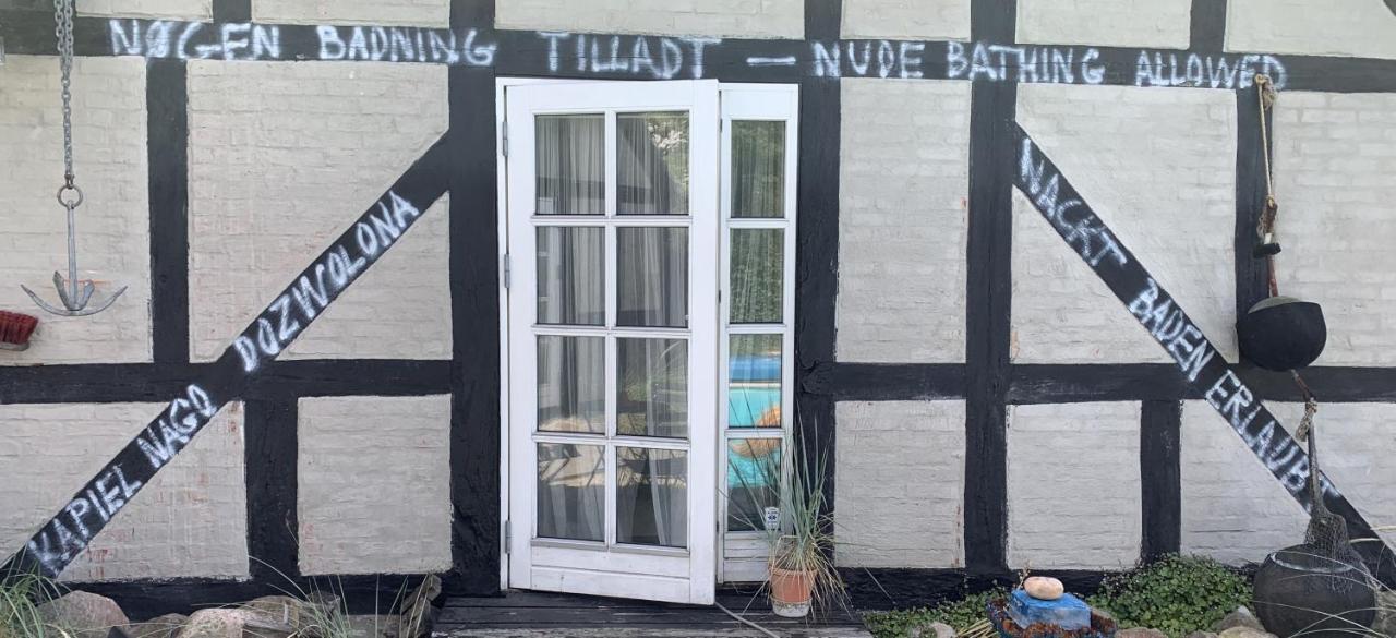 Farm61 Badehotellet I Det Midtjydske - Alder +18 Ar Tjele المظهر الخارجي الصورة